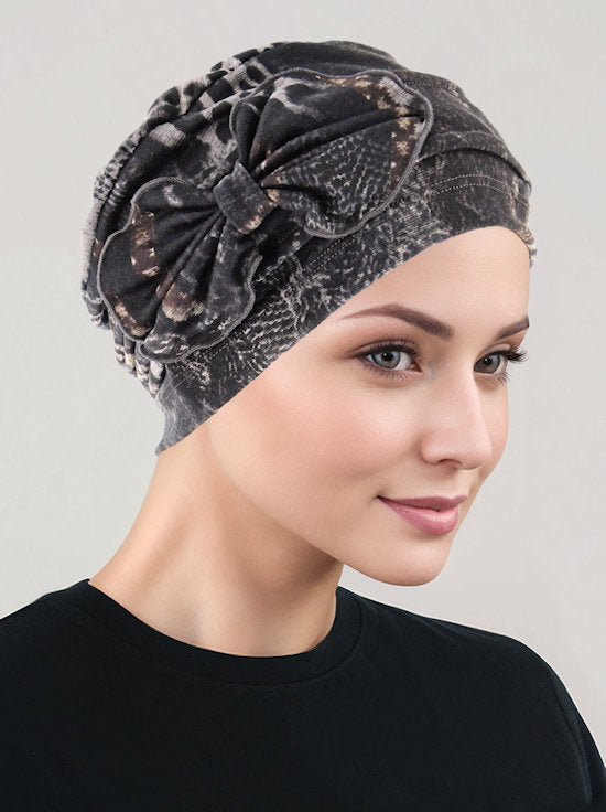 H121-BROWNGEO#Pleated Bow Cap Brown Geo Animal